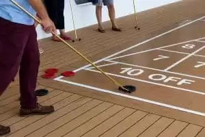 Shuffleboard Court (Pista de Tejo)