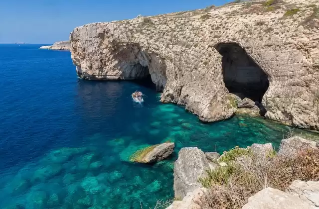En Blue Grotto